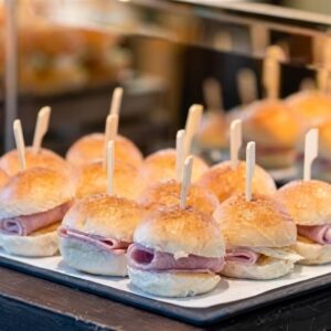 Mini Sandwich doble Jamón y Queso en pan brioche 6 unid.